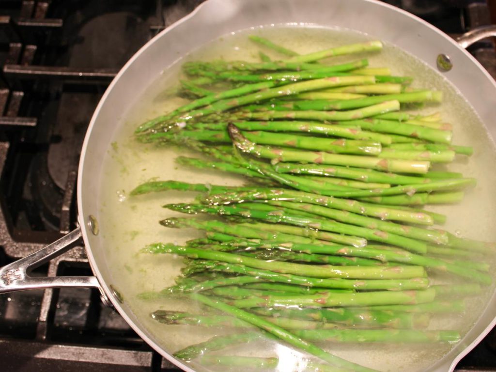 Asparagus in boiling water