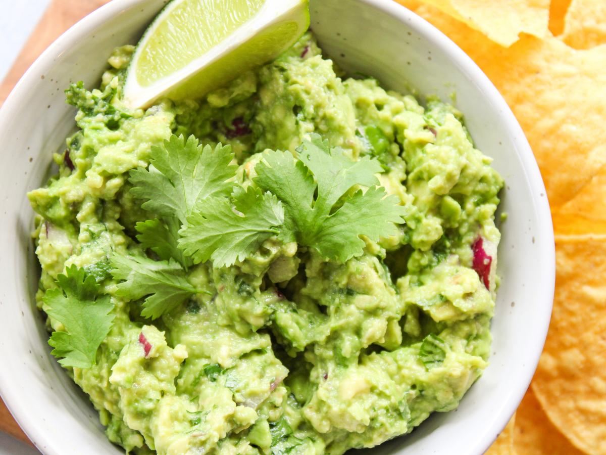 close up on guacamole in a bowl