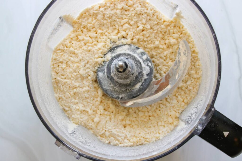 Pie crust in food processor coarse sand