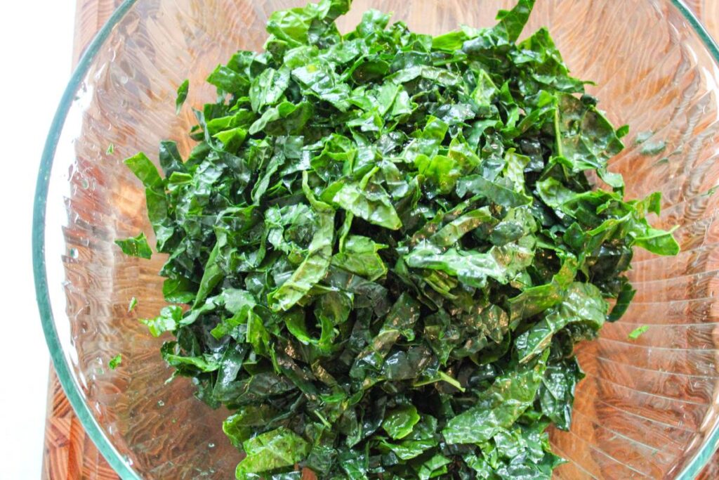 bowl of kale with olive oil